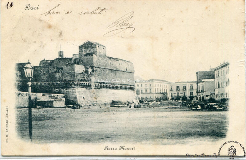 Cartolina illustrata. Bari - Piazza Massari