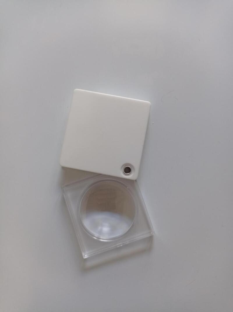 Lente di ingrandimento tascabile