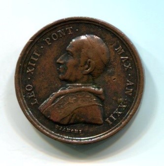 Medaglia commemorativa. LEO XIII PONT. MAX. AN. XXII - VENITE AD ME OMNES HAEC EST PORTA DOMINI. Bronzo Diam. 30 Opus Bianchi