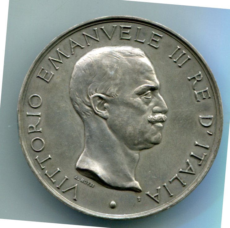 Medaglia commemorativa. Vittorio Emanuele III Premio comando Corpo d’Armata Metallo bianco Dam 56 BB