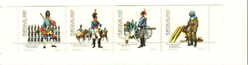 Libretto Portogallo Anno 1985 Uniformi militari. Terza serie (Lb 1623)