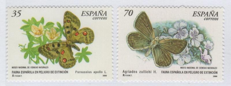 Francobolli Spagna Anno 2000 Fauna spagnola in pericolo di estinzione Farfalle (cat. n. 3261-3262)