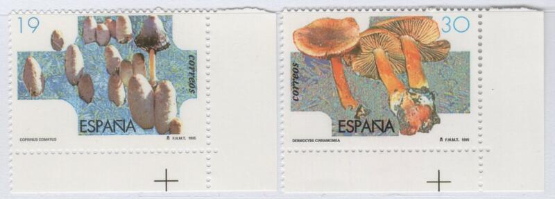 Francobolli Spagna Anno 1995 Funghi (cat.n. 2935-2936)
