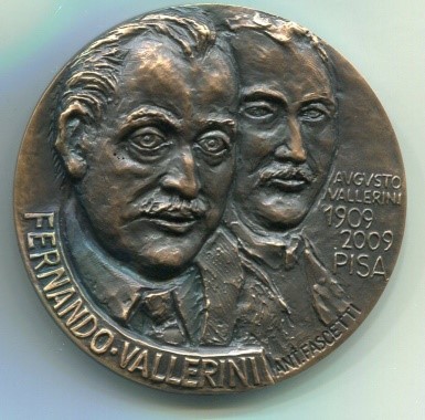 Medaglia commemorativa Fernando Vallerini - Augusto Vallerini 1909-2009 Pisa Centenario delle librerie Vallerini Nihil difficile volenti