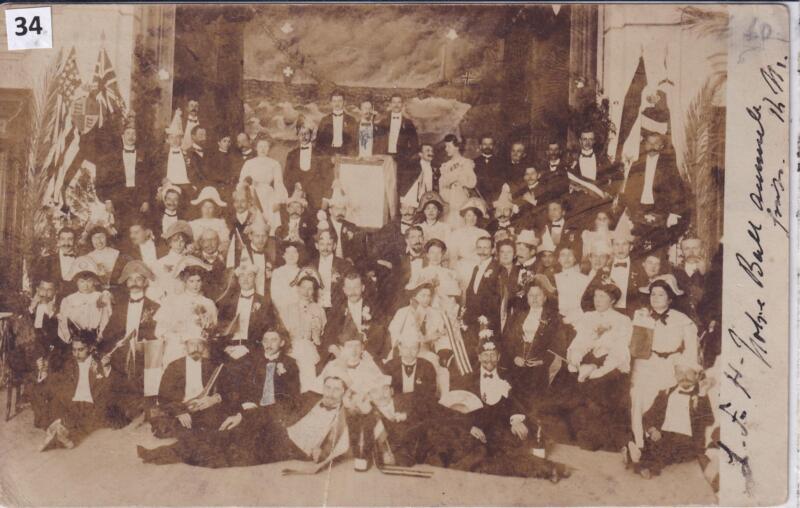 Cartolina d'epoca Ritratto di una cerimonia